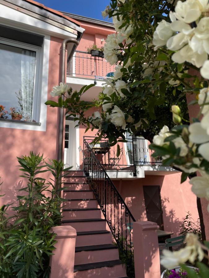 Ti Vengo A Cercare Bed & Breakfast Castellaro  Exterior photo