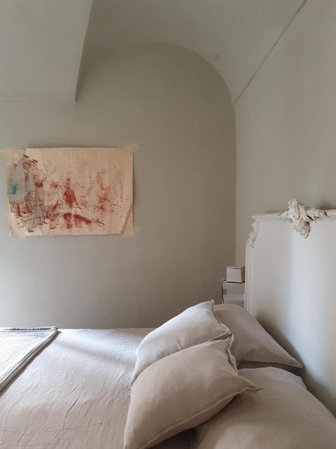 Ti Vengo A Cercare Bed & Breakfast Castellaro  Exterior photo